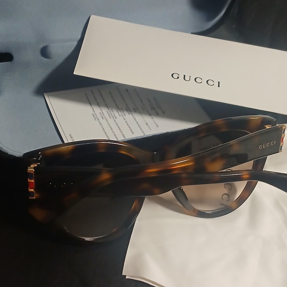 Authentic GUCCI sunglasses Havana Case Made In Italy - Picture 3 of 16